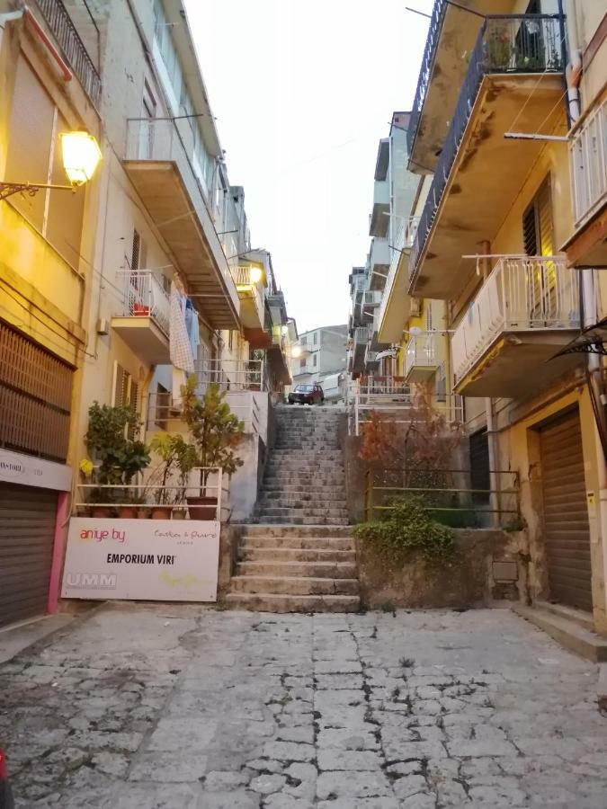 아라고나 La Casa Del Corso B&B 외부 사진